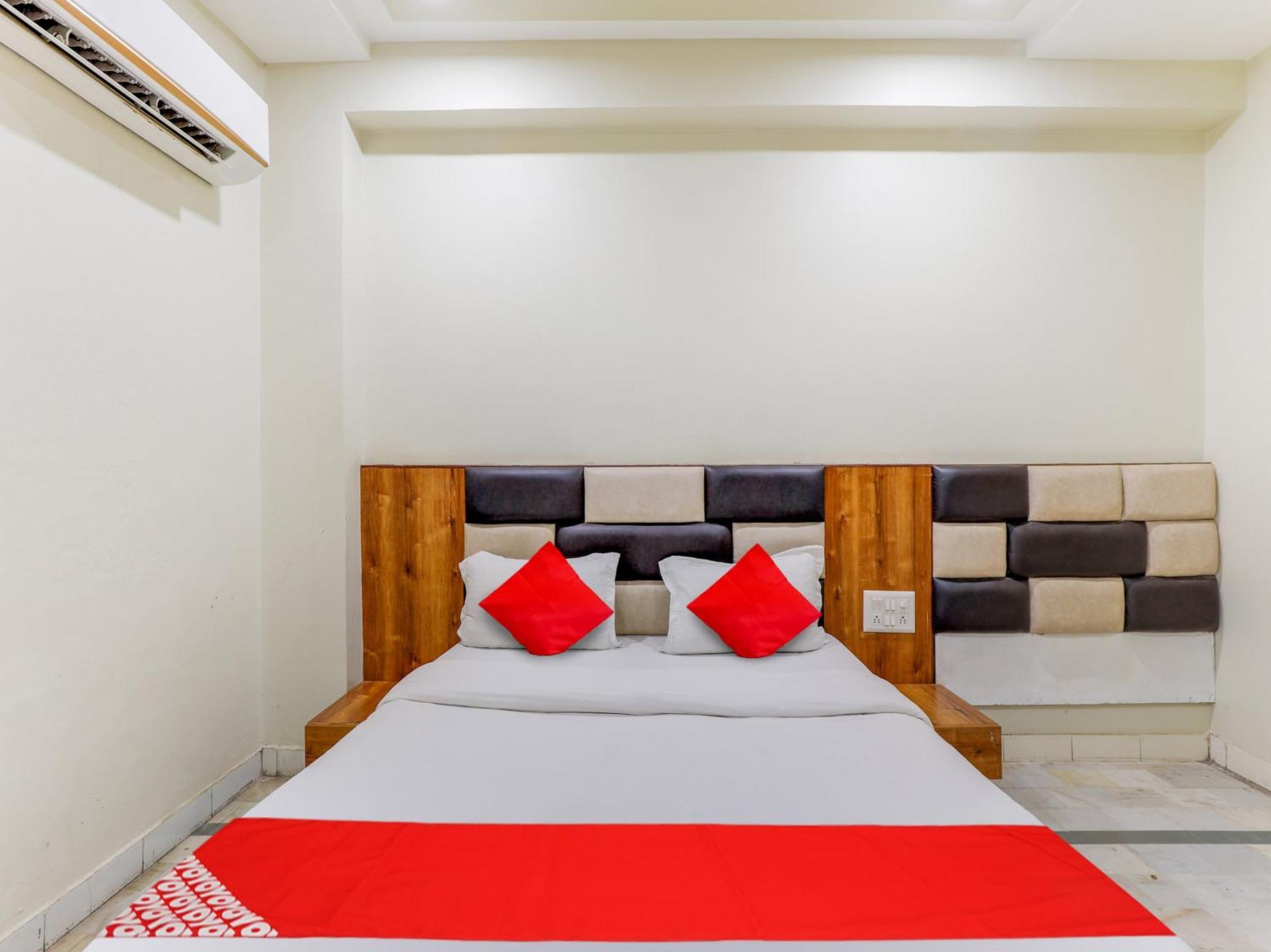 Hotel O Asopalav Naroda Exterior photo